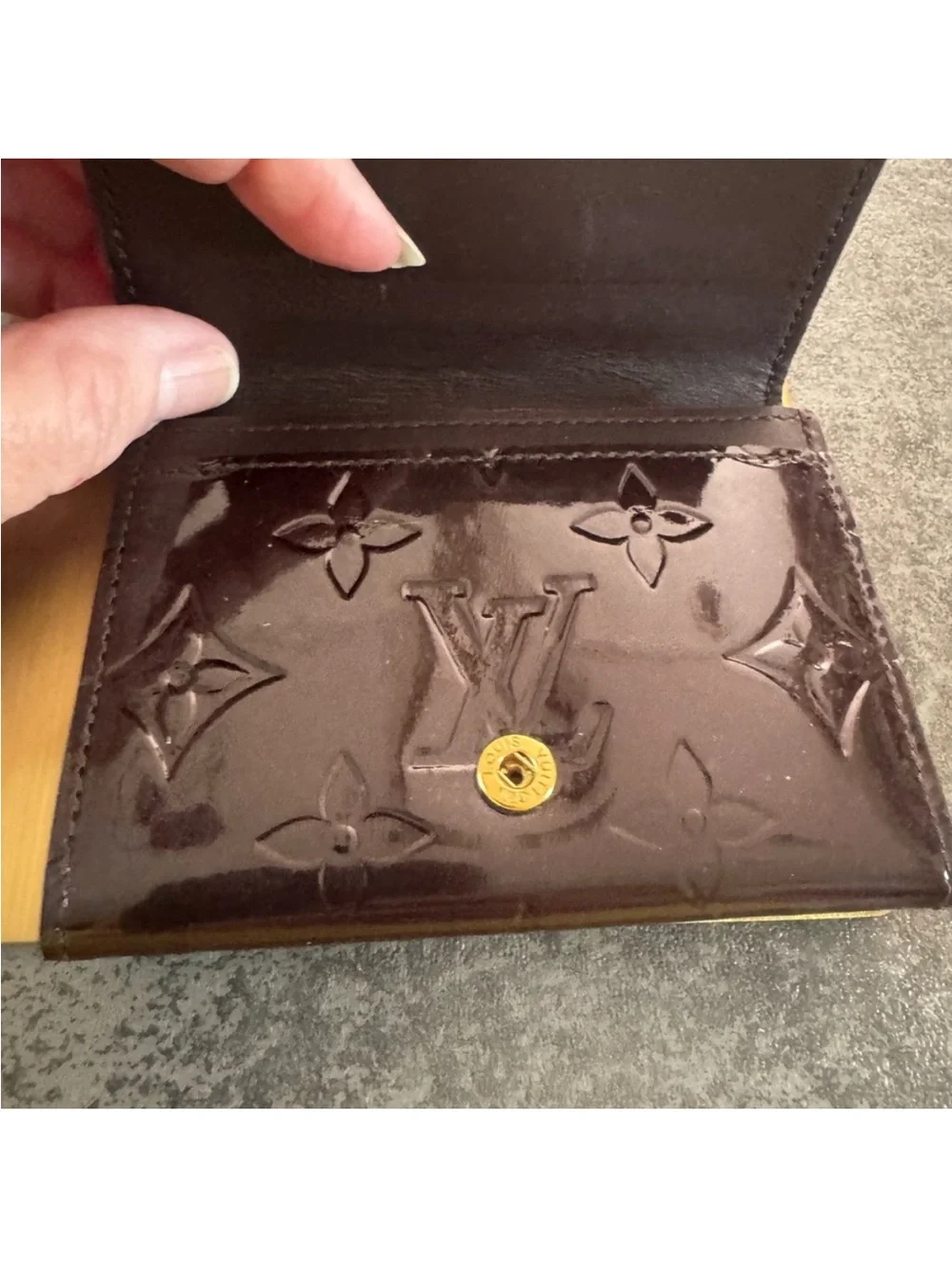 Louis Vuitton compact louis